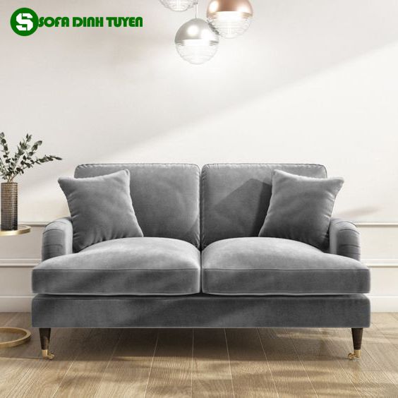 ghế sofa nhung xám chân gỗ bọc kim loại