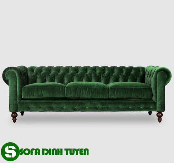 ghế sofa màu xanh lá cây dạng cổ điển