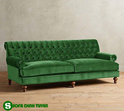 ghế sofa màu xanh lá cây dạng tân cổ điển