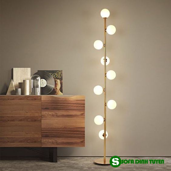 đèn bên ghế sofa