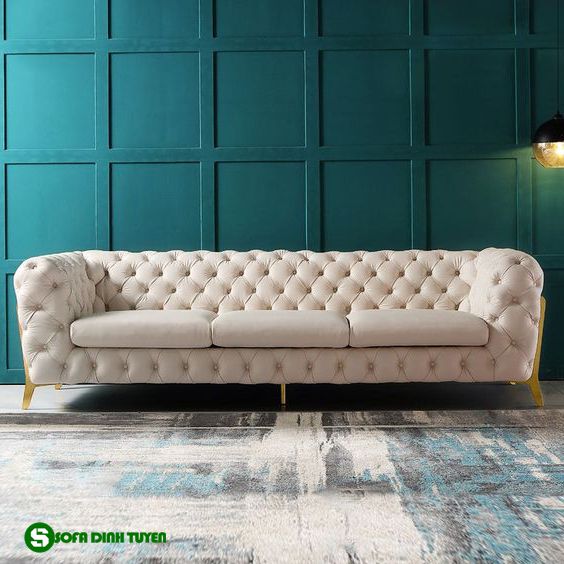 ghế sofa màu be tân cổ điển chân mạ vàng