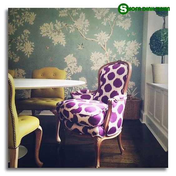 sofa đơn màu tím phong cách tân cổ điển