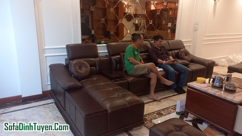 Bề mặt sofa da công nghiệp bền đẹp