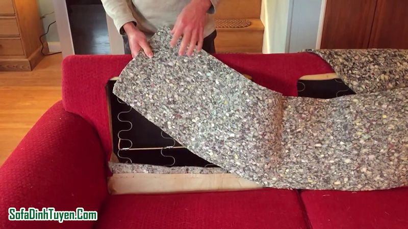 Cách tháo ghế sofa với phần đệm mút cơ bản