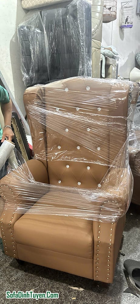 Bọc ghế sofa bằng màng PE bảo vệ sofa khi vận chuyển cất giữ